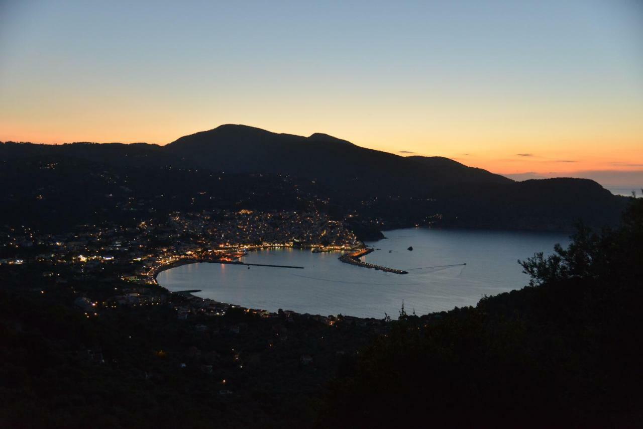 Villa Kalypso And Villa Kirki Skopelos Town Exterior photo
